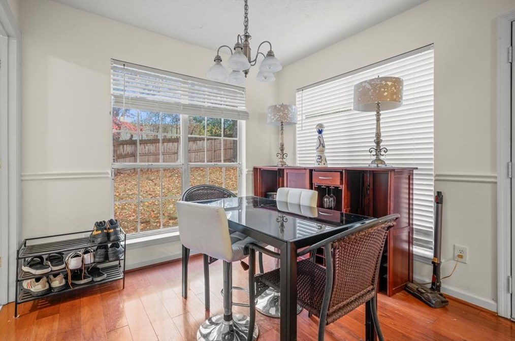 1430 Millstone Dr, Alpharetta GA  30004-7421 exterior