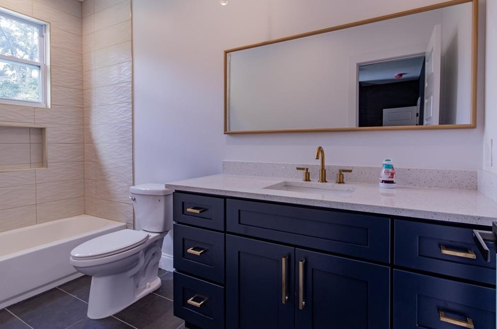 570 Parker Ave, Decatur GA  30032-3965 exterior