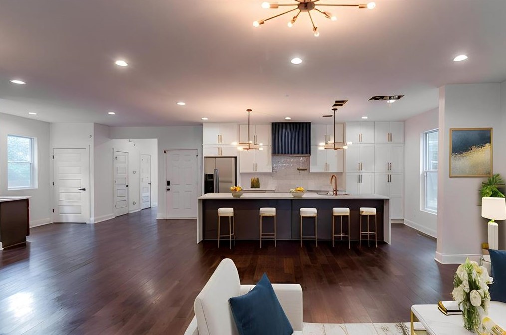 570 Parker Ave, Decatur GA  30032-3965 exterior