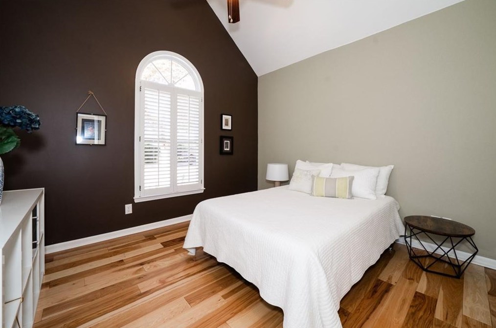 3176 Oakhill Pl, Decatur GA  30033-3300 exterior