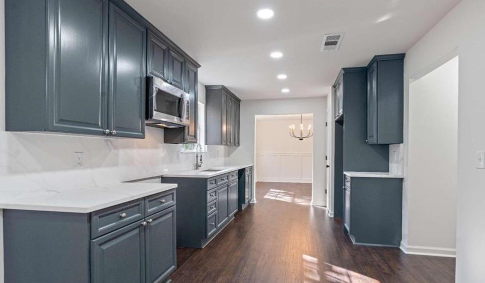 2170 Trickle Creek Ct, Decatur GA  30035-2524 exterior