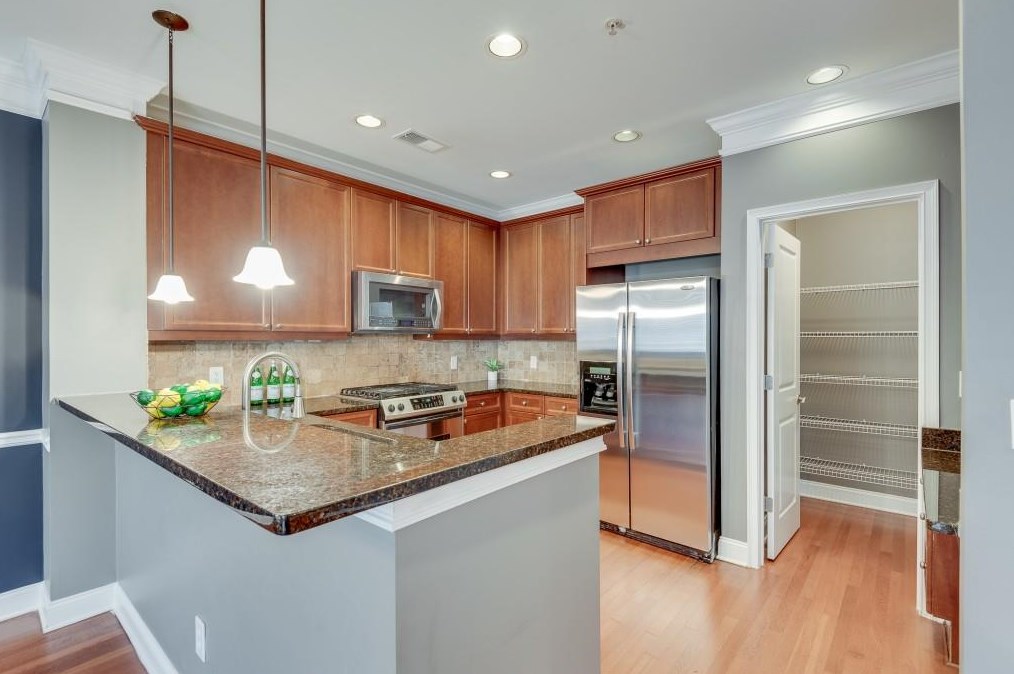 832 Perimeter Walk, Atlanta GA  30338-4784 exterior