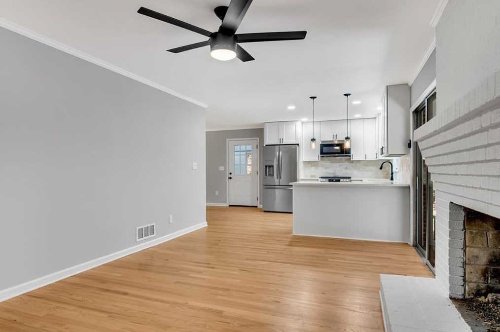 2935 Ponderosa Cir, Decatur GA  30033-1526 exterior