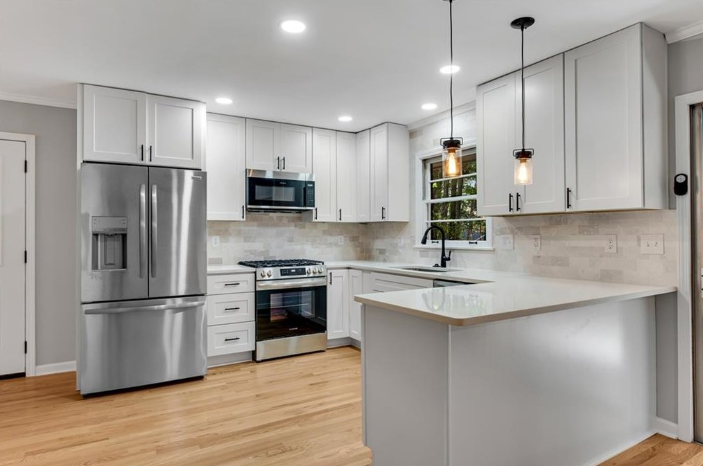 2935 Ponderosa Cir, Decatur GA  30033-1526 exterior