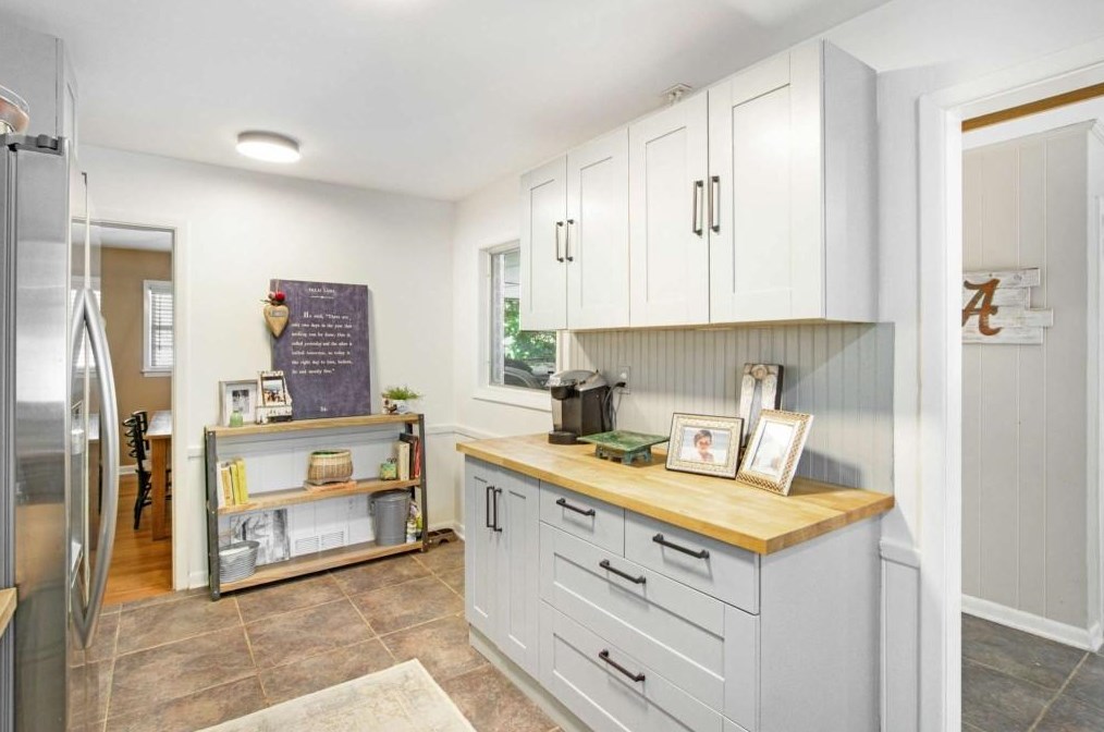 2949 Mount Olive Dr, Decatur GA  30033-3013 exterior