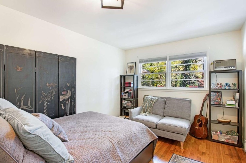 2949 Mount Olive Dr, Decatur GA  30033-3013 exterior