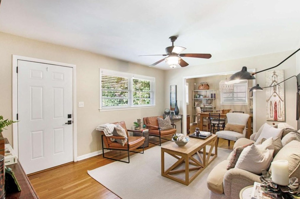 2949 Mount Olive Dr, Decatur GA  30033-3013 exterior