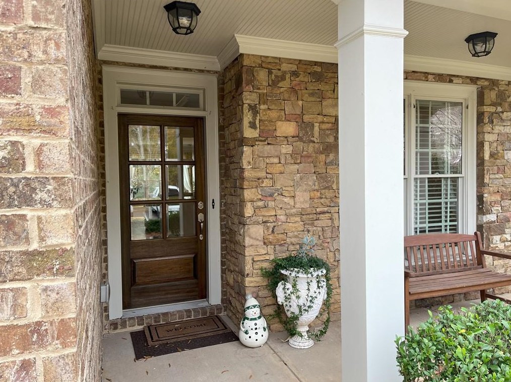 4565 Westgate Dr, Cumming GA  30040-1305 exterior