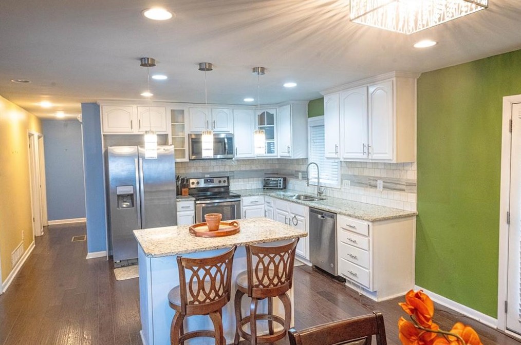 3772 Stanford Cir, Decatur GA  30034-6127 exterior