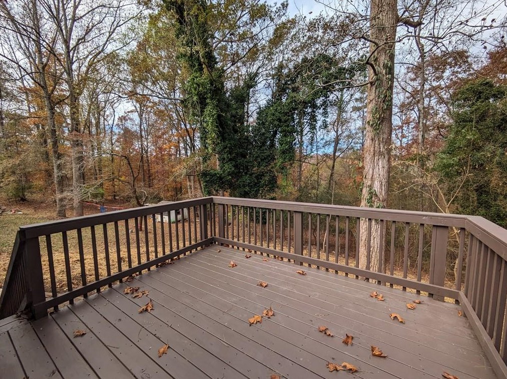 400 Cherokee Rdg, Athens GA  30606-1824 exterior