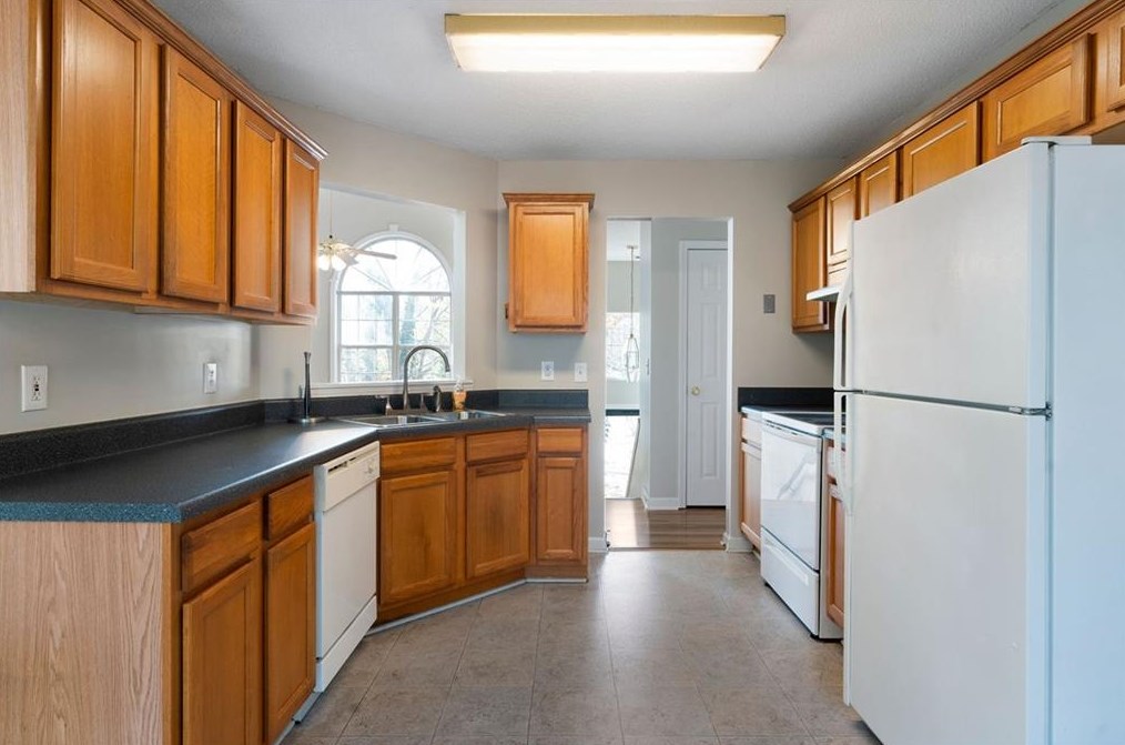 14 Talon Ct, Euharlee GA  30145-1868 exterior