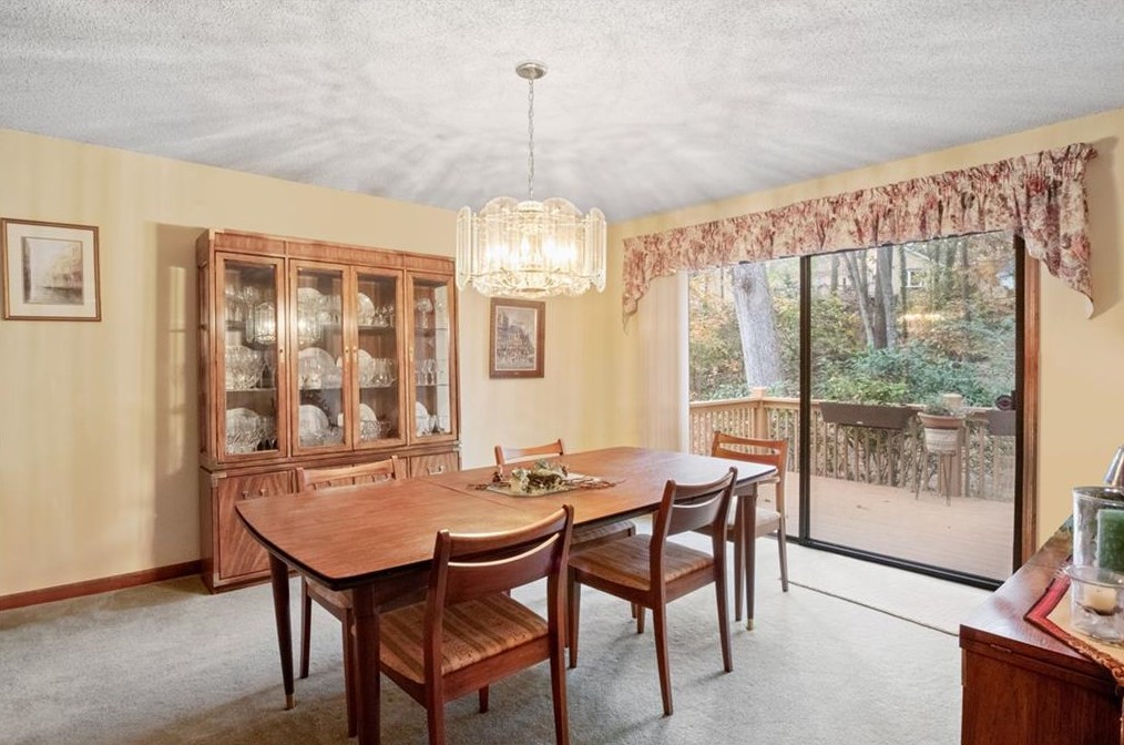 1206 Laurel Summit Dr, Smyrna GA  30082-4328 exterior