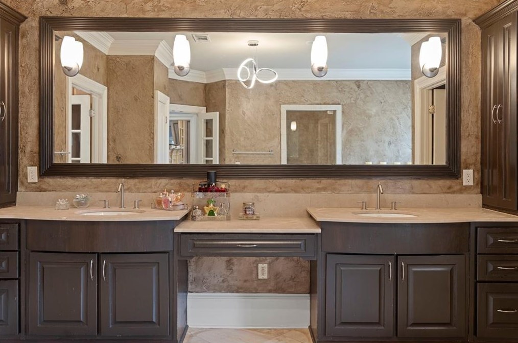 904 Carriage Path, Smyrna GA  30082-4761 exterior