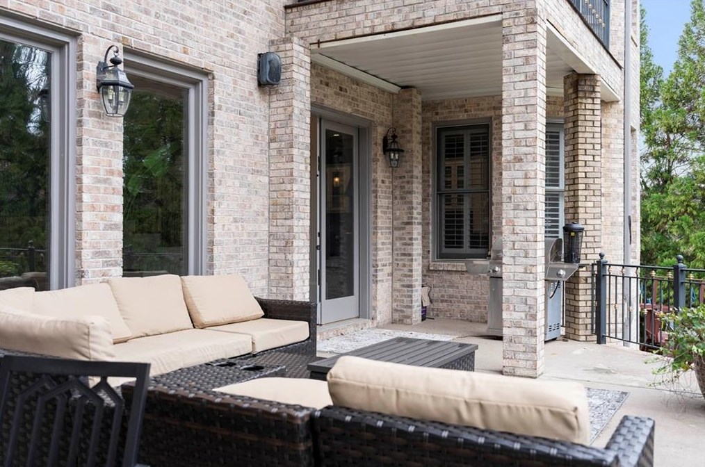 904 Carriage Path, Smyrna GA  30082-4761 exterior