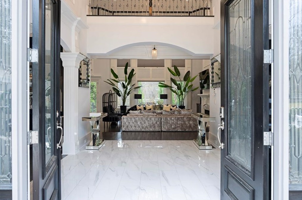 904 Carriage Path, Smyrna GA  30082-4761 exterior