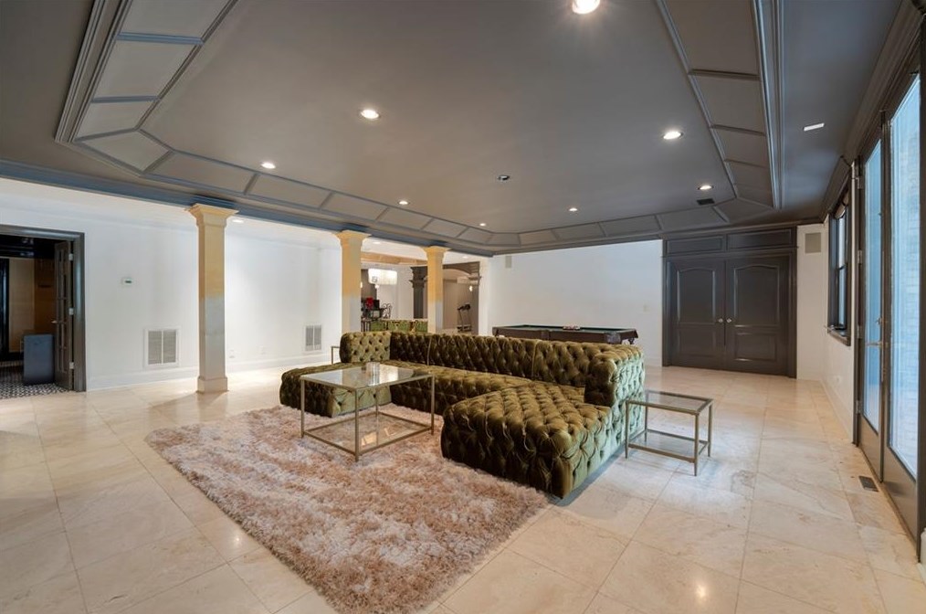 904 Carriage Path, Smyrna GA  30082-4761 exterior