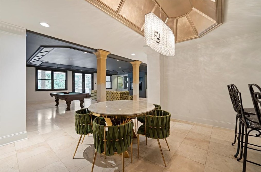 904 Carriage Path, Smyrna GA  30082-4761 exterior