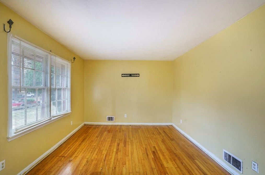 2071 Bluffton Way, Decatur GA  30035-2306 exterior