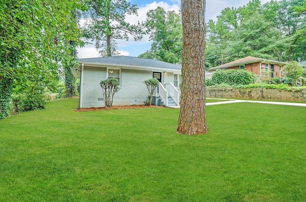 2034 Flat Shoals Ter, Decatur GA  30034-1042 exterior