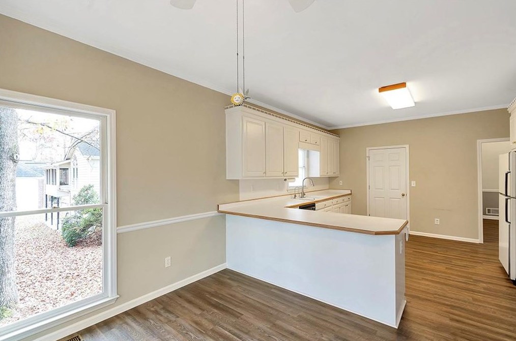 1505 Peachcrest Dr, Lawrenceville GA  30043-2875 exterior