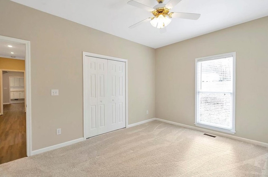 1505 Peachcrest Dr, Lawrenceville GA  30043-2875 exterior