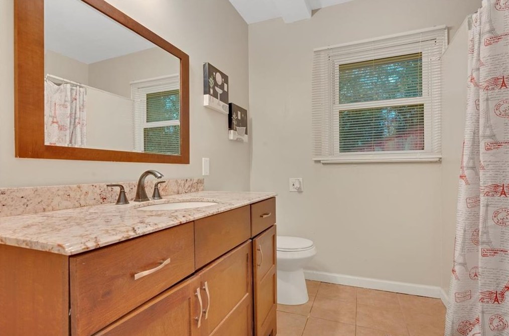 169 Woodlawn Ave, Winder GA  30680-1851 exterior