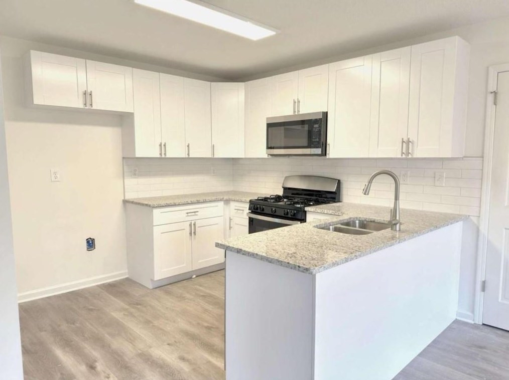 3827 Wake Forest Rd, Decatur GA  30034-5841 exterior