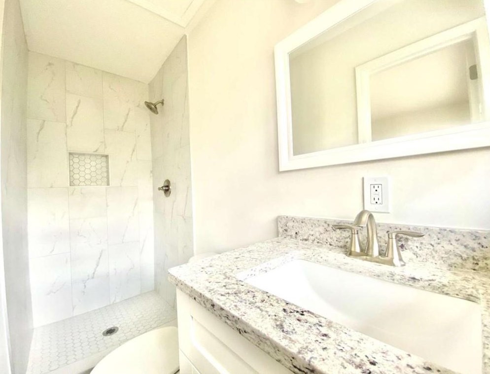 3827 Wake Forest Rd, Decatur GA  30034-5841 exterior