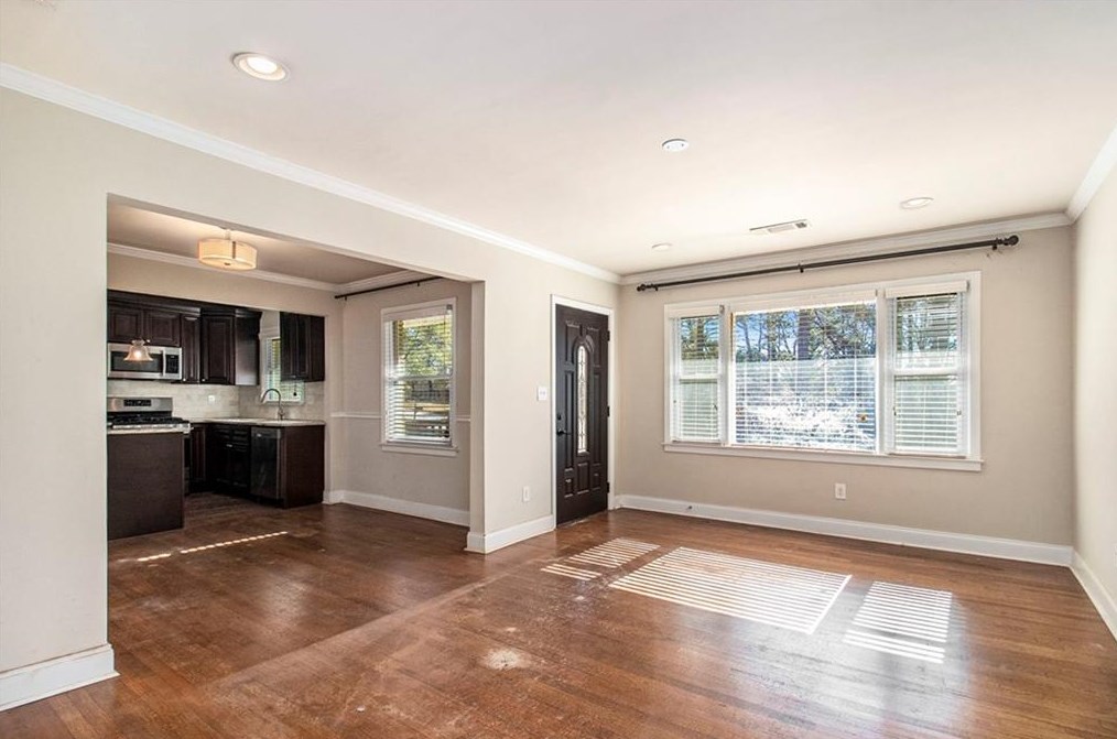 1916 Valencia Rd, Decatur GA  30032-5272 exterior