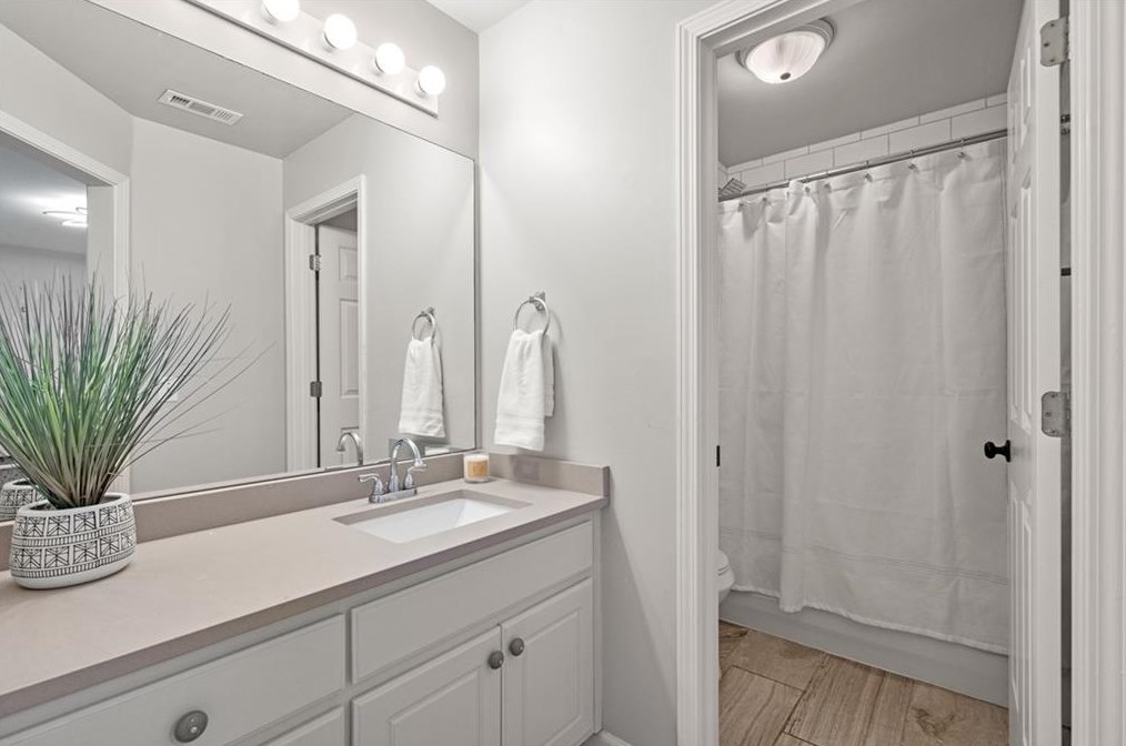 340 Falls Point Trl, Alpharetta GA  30022-8470 exterior