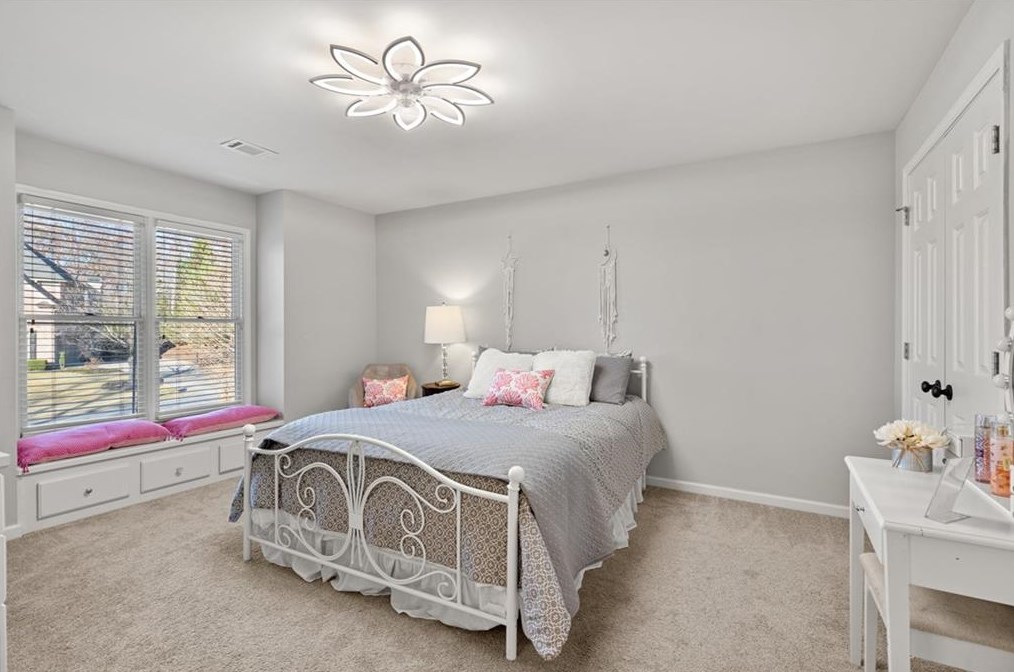 340 Falls Point Trl, Alpharetta GA  30022-8470 exterior