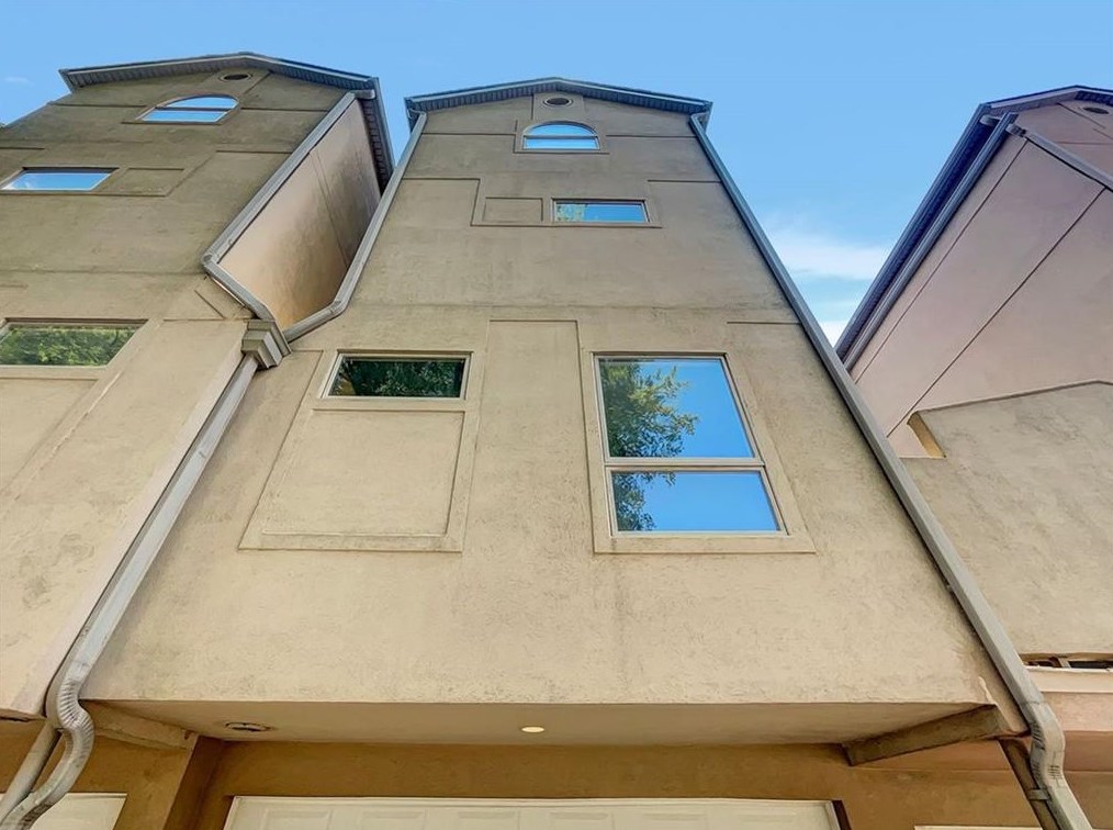 751 Piedmont Ave, Atlanta GA  30308-1423 exterior