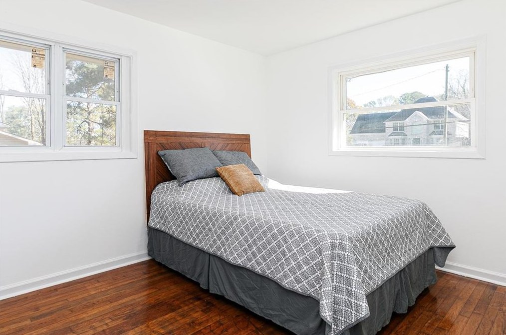 1985 Glen Echo Dr, Decatur GA  30032-5129 exterior