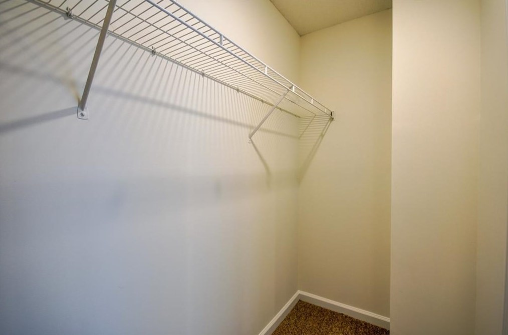 2305 Creekview Trl, Decatur GA  30035-3651 exterior