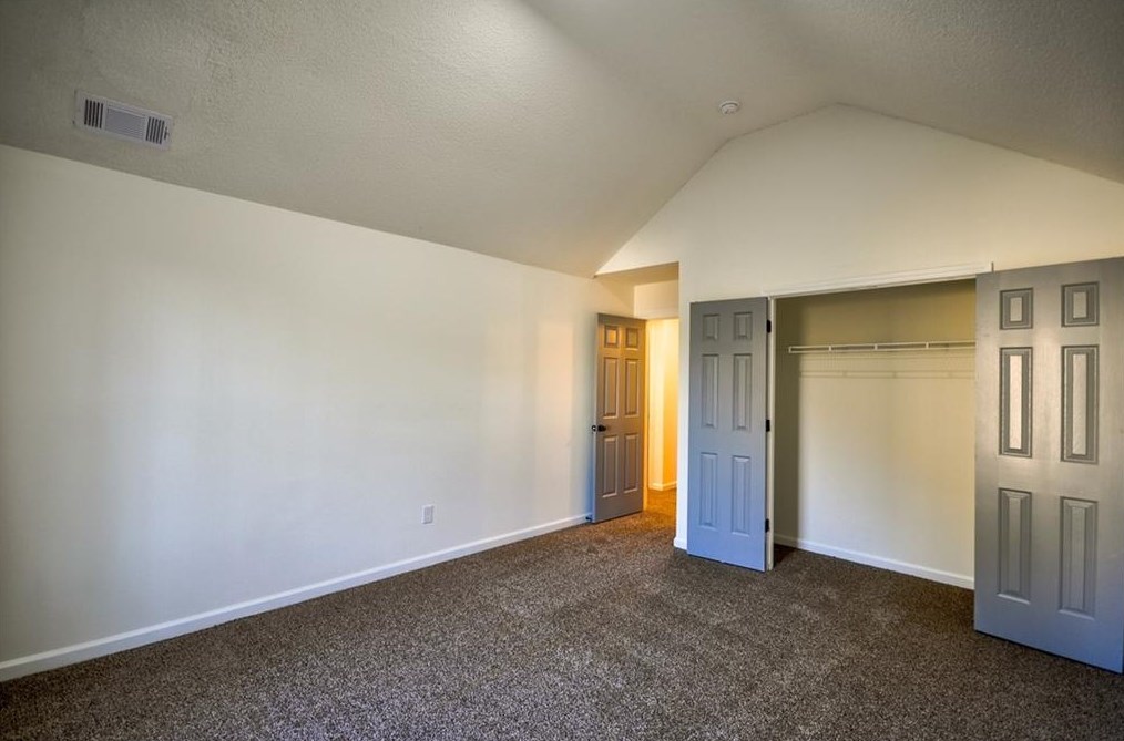 2305 Creekview Trl, Decatur GA  30035-3651 exterior