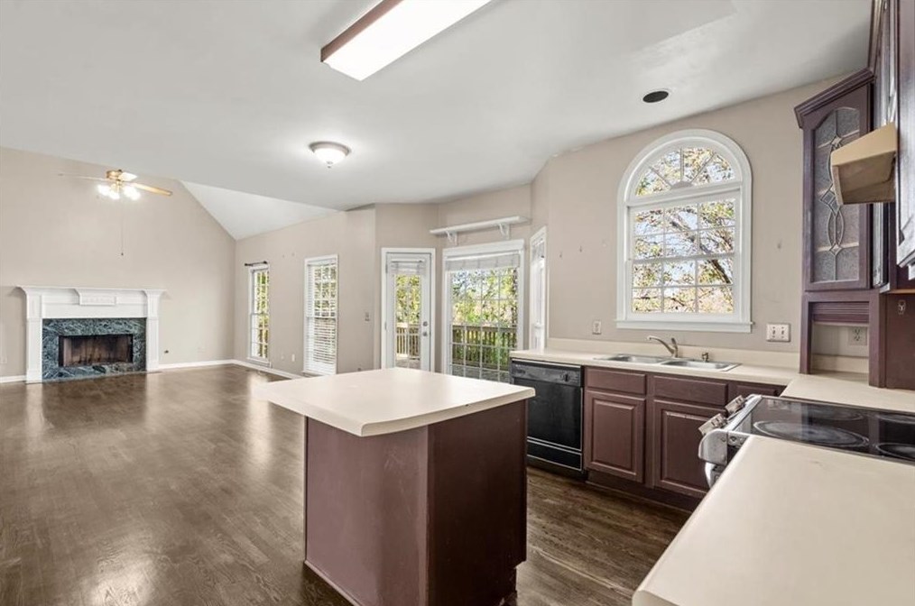 2125 Sweetbirch Trl, Lawrenceville GA  30044-4564 exterior