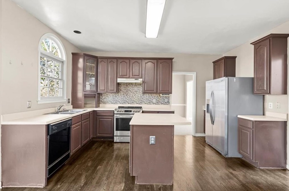2125 Sweetbirch Trl, Lawrenceville GA  30044-4564 exterior