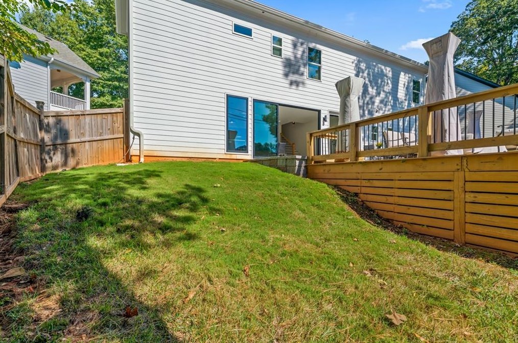 2357 Preston Park Ct, Decatur GA  30032-5200 exterior