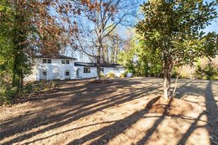 126 Rolling Wood Cir NW - Photo 3