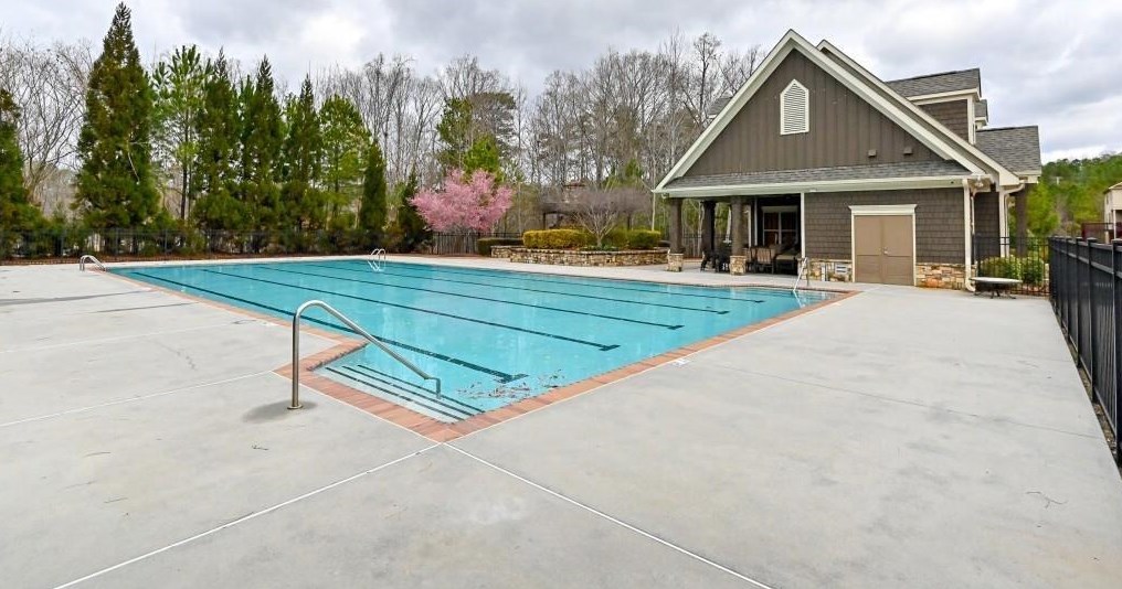 4312 Jameson Ln, Smyrna GA  30082-2506 exterior