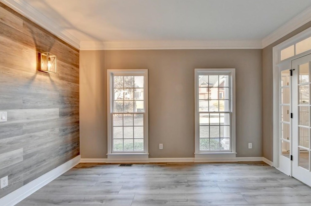 2184 Huntcrest Way, Lawrenceville GA 30043-8126 exterior