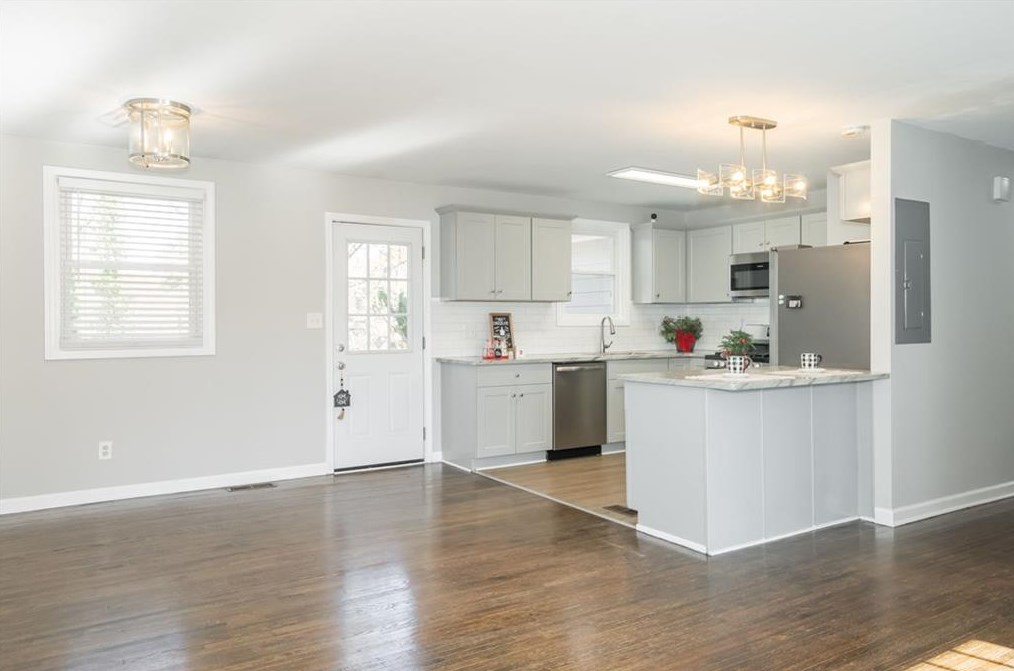3421 Villa Cir, Atlanta GA  30354-2819 exterior