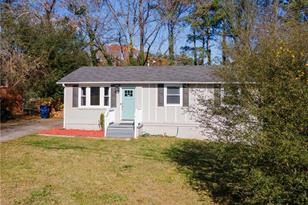 3421 Villa Cir SE - Photo 3