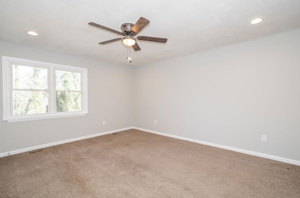 3421 Villa Cir, Atlanta GA  30354-2819 exterior