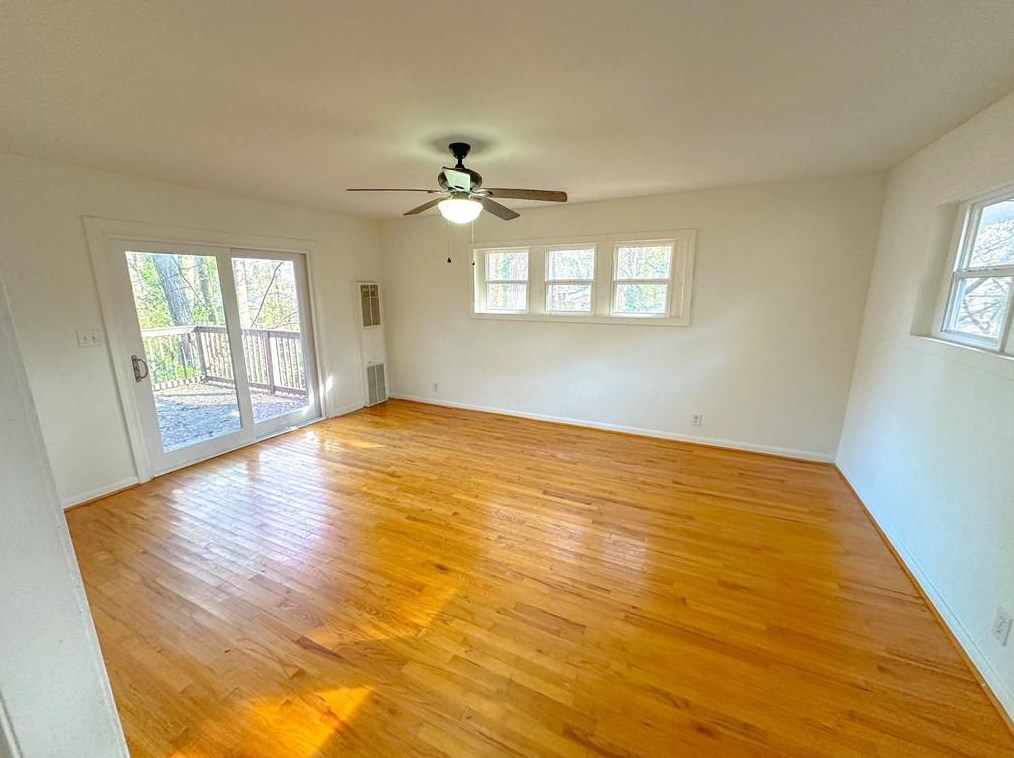 2636 Westchester Dr, Atlanta GA  30344-2058 exterior