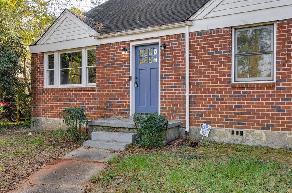 1644 Columbia Cir, Decatur GA  30032-4607 exterior