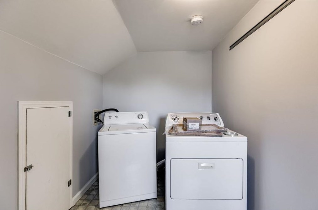 1644 Columbia Cir, Decatur GA  30032-4607 exterior