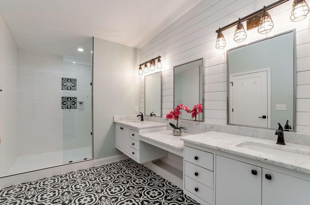 1924 Bonner St, Decatur GA  30032-4105 exterior