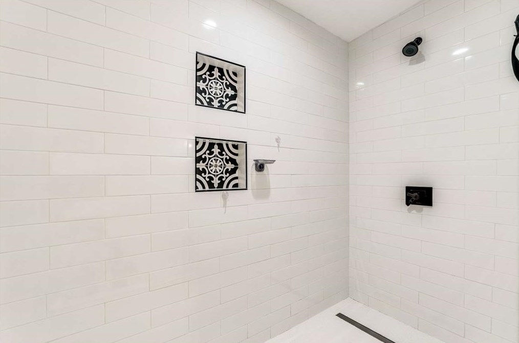 1924 Bonner St, Decatur GA  30032-4105 exterior