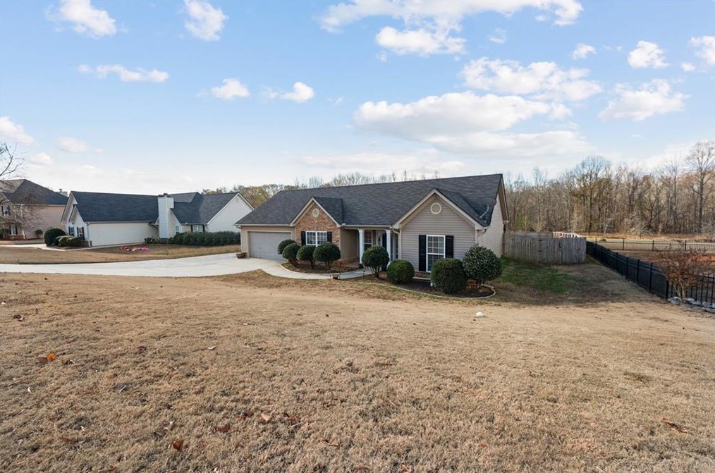 931 Jefferson Walk Cir, Jefferson GA  30549-5586 exterior